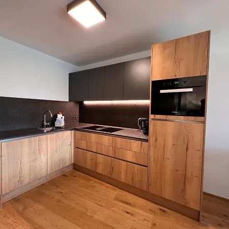 Διαμέρισμα Lakeside Luxury By Interhome *