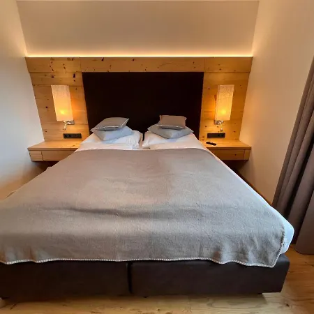 Apartment Lakeside Luxury By Interhome Zell am See