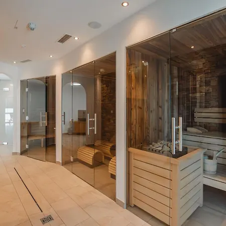 Διαμέρισμα Lakeside Luxury By Interhome *